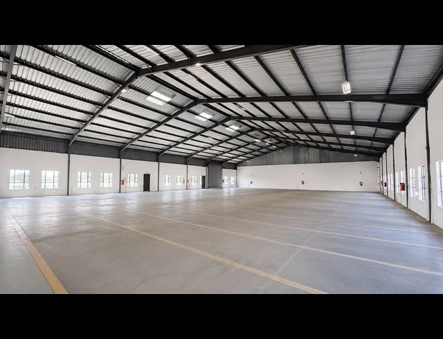 1,193M² WAREHOUSE TO LET IN WALTLOO